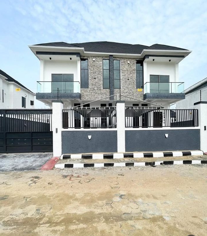 photo_5868204887744038827_x