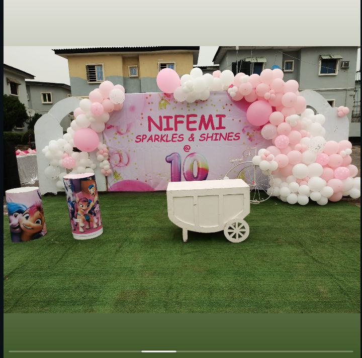 photo_5929532270497088946_x