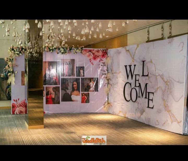 photo_5929532270497088951_x