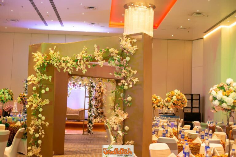 photo_5971901362662919139_y