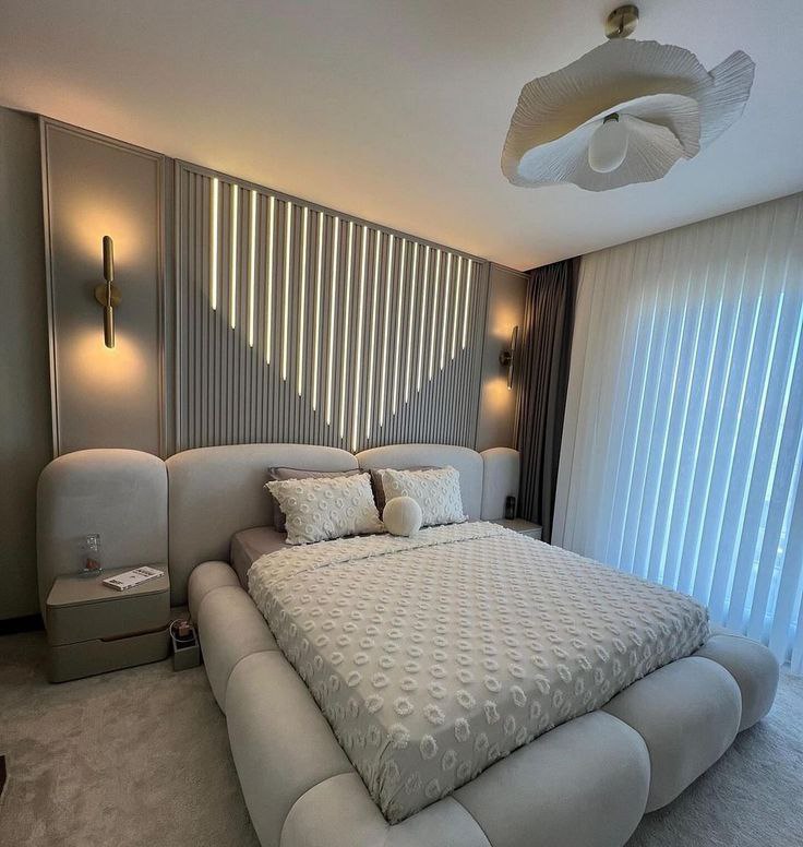 photo_5778240355282128668_x