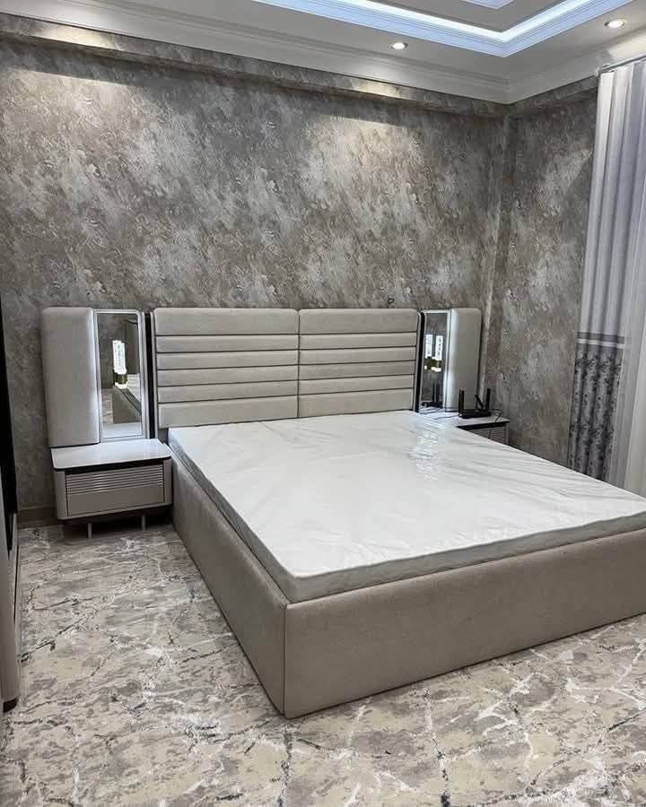 photo_5778240355282128669_y