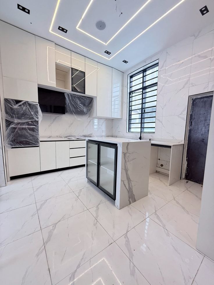 photo_5778240355282128687_y (1)