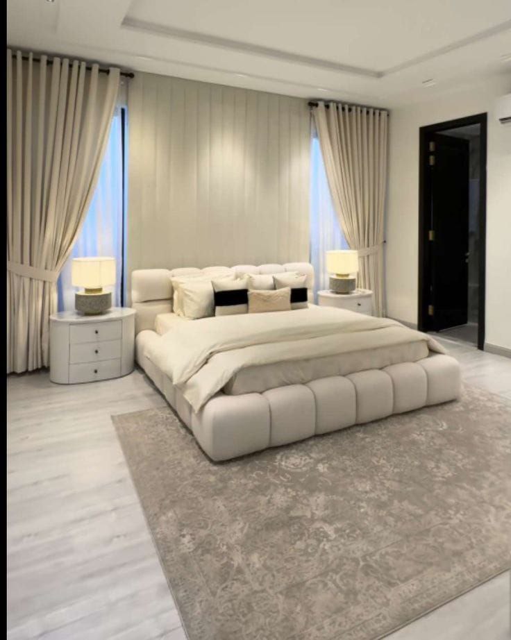 photo_5778240355282128692_y