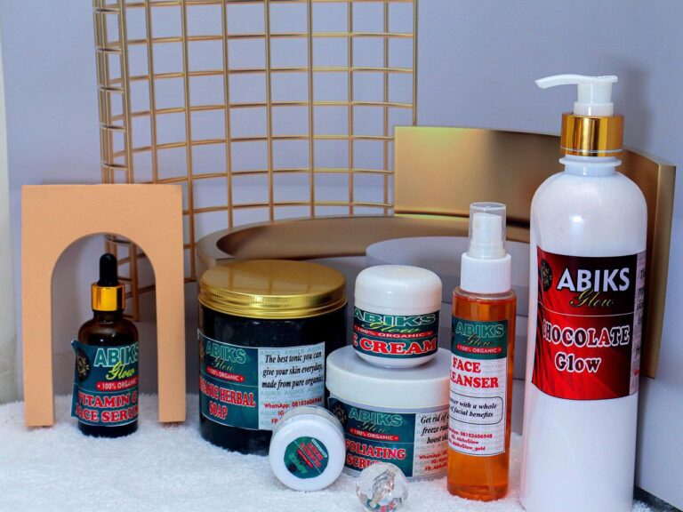 photo_5830319505215786253_y