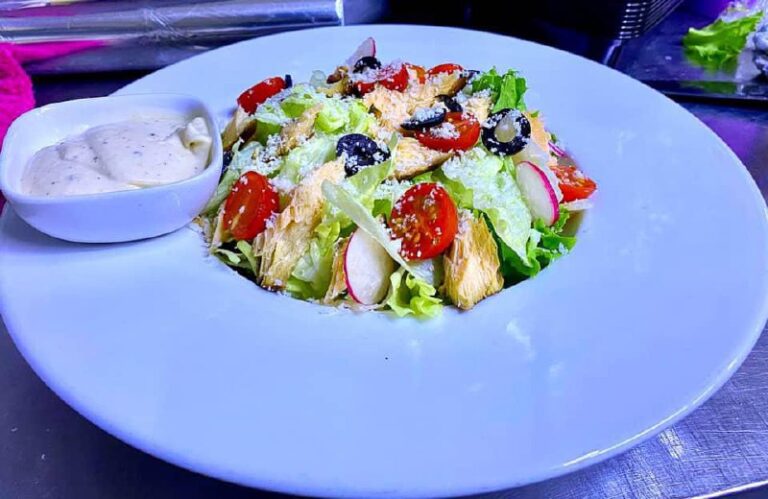 photo_5855003116057595278_x (1)