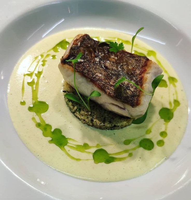 photo_5855003116057595286_x