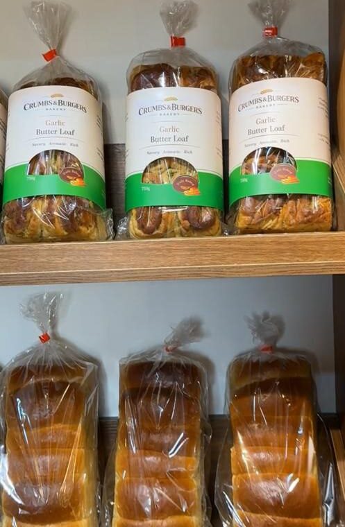 photo_5864094380707220861_y