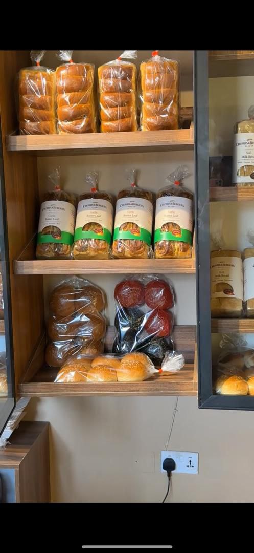 photo_5864094380707220863_y